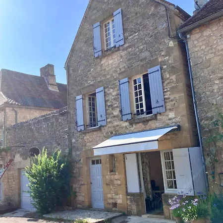 Charming House With Panoramic View In Domme-sarlat *