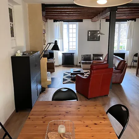 Сasa de vacaciones Charming House With Panoramic View In Domme-sarlat *